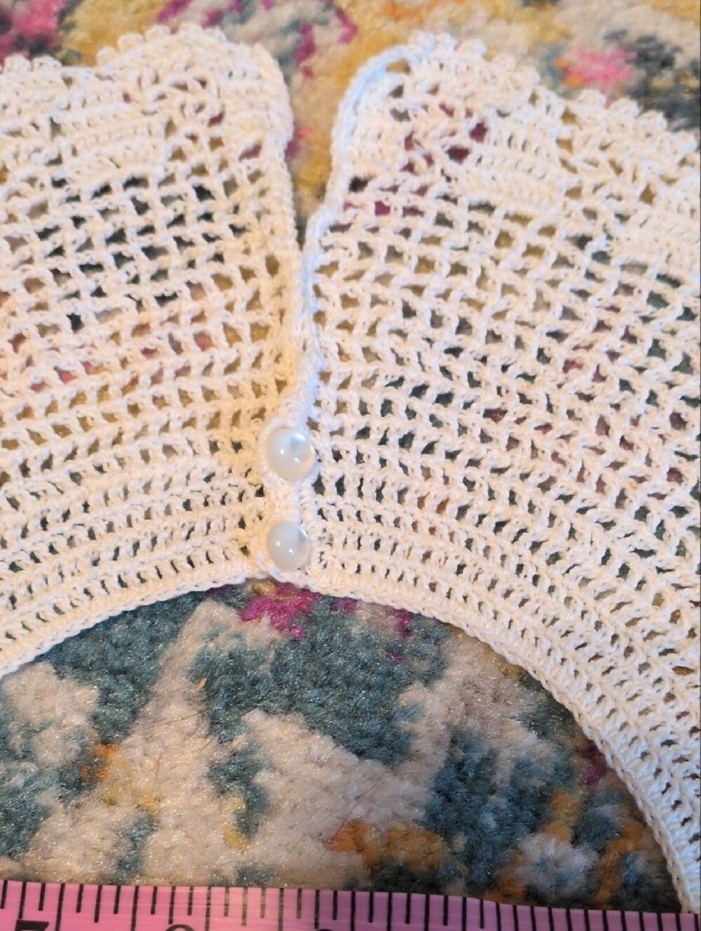 Vintage White Crochet Collar and Cream Gloves Set - Picture 5 of 8